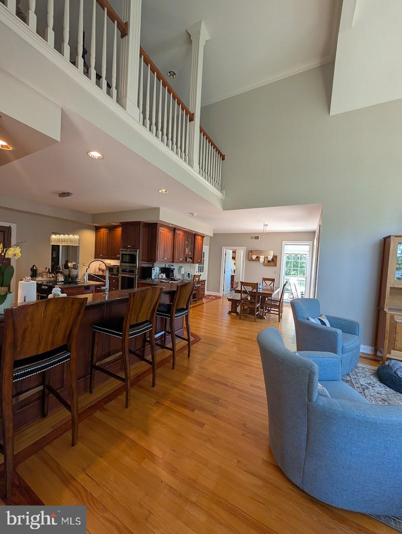 RICH VALLEY MANOR - Residential