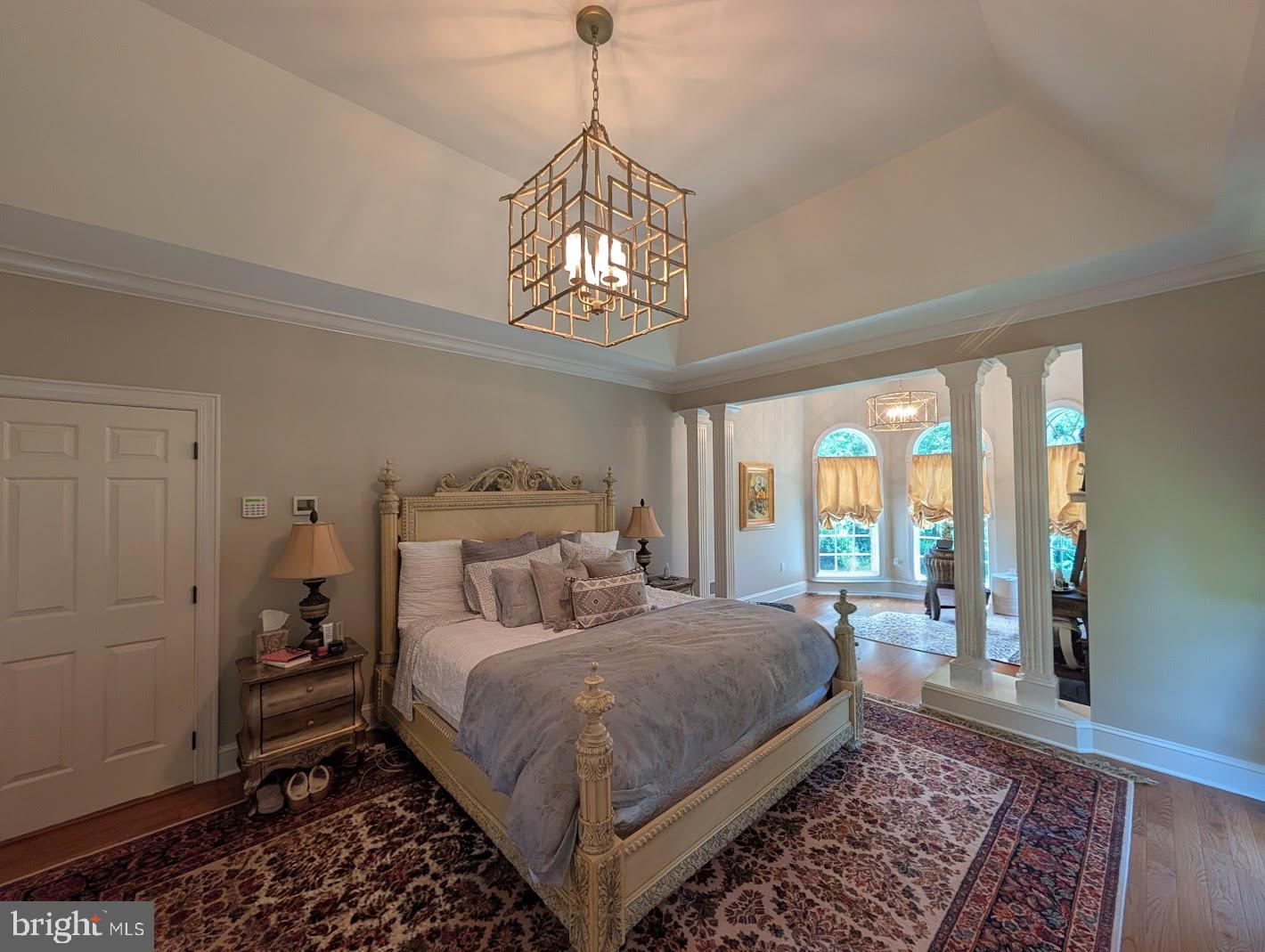 RICH VALLEY MANOR - Residential
