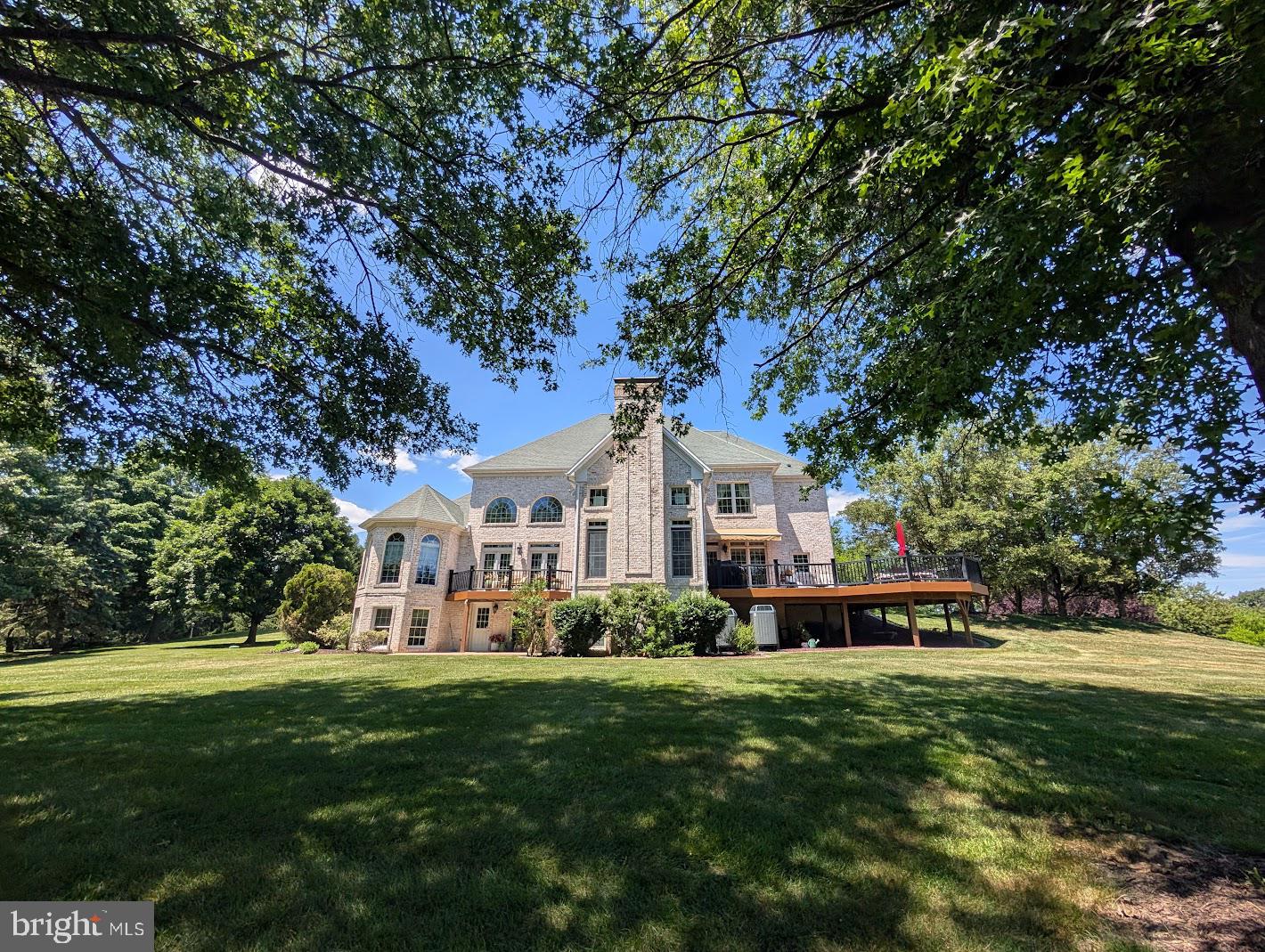 RICH VALLEY MANOR - Residential