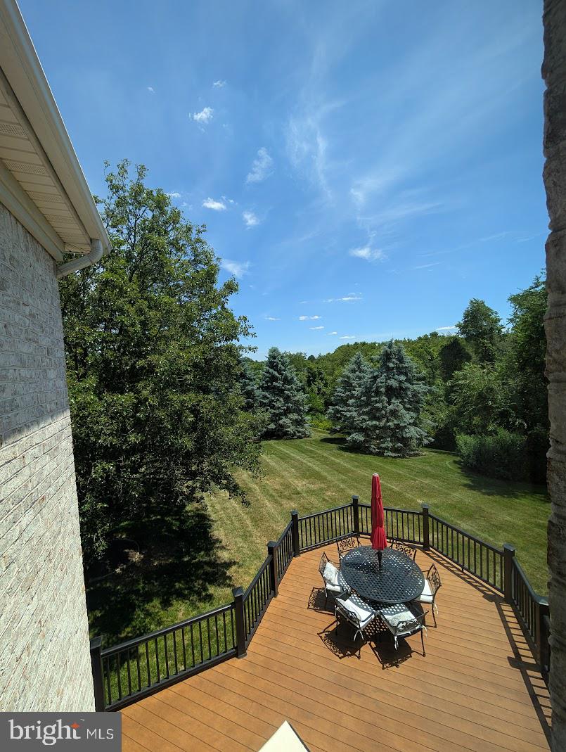 RICH VALLEY MANOR - Residential
