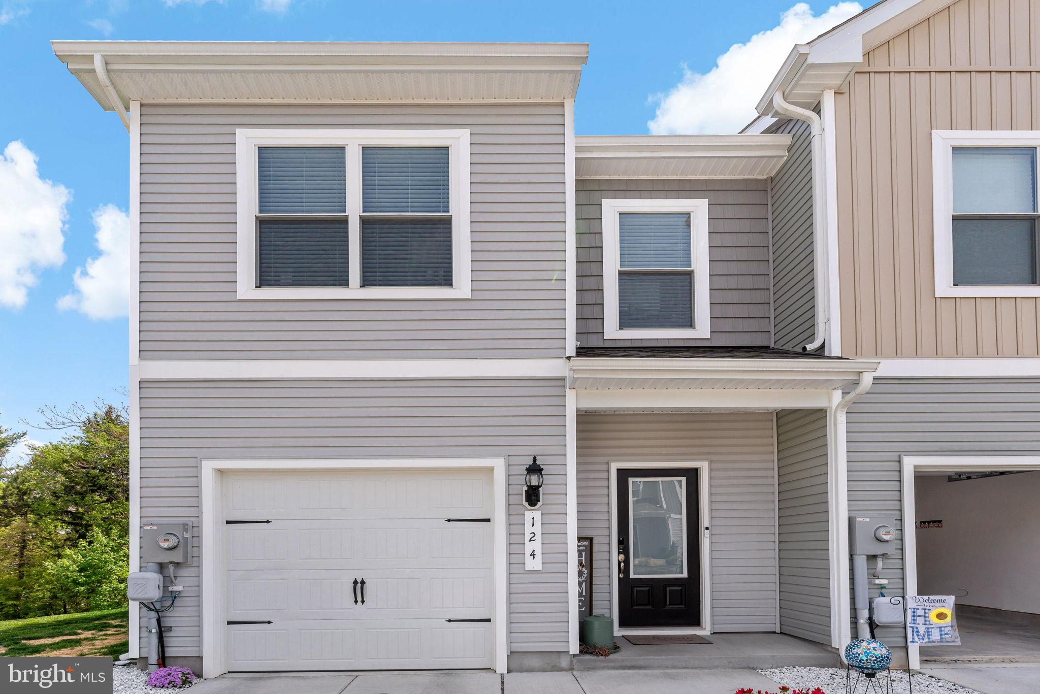 HOMEPLACE AT RIVERSIDE - Residential