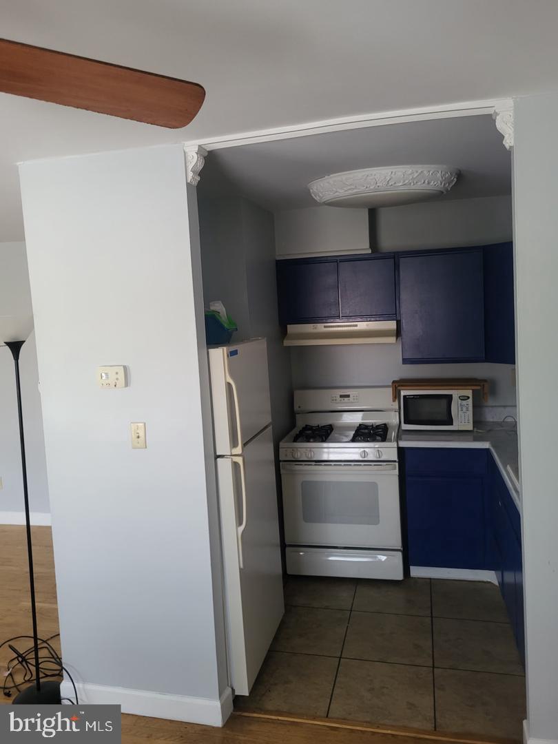 HIGHPOINTE CONDOMINIUM - Residential
