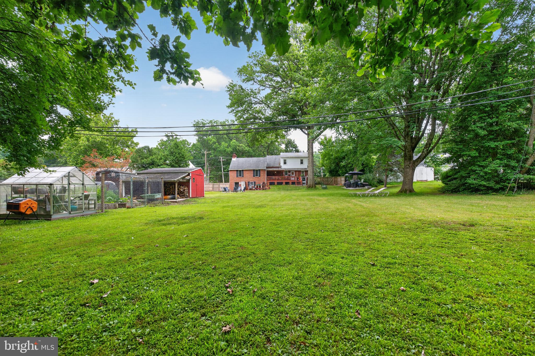 HUNTINGDON HILLS - Residential