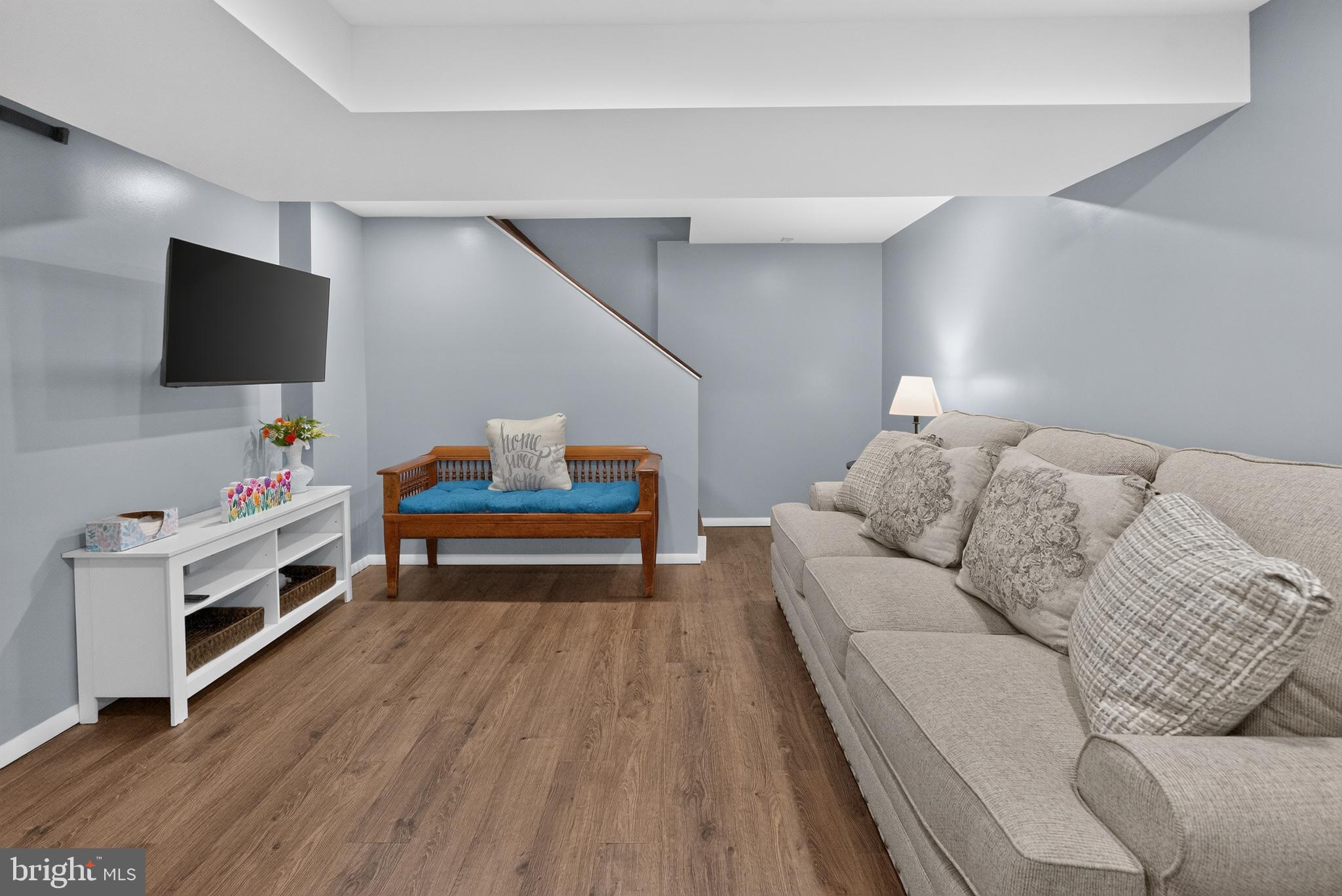 HUNTINGDON HILLS - Residential