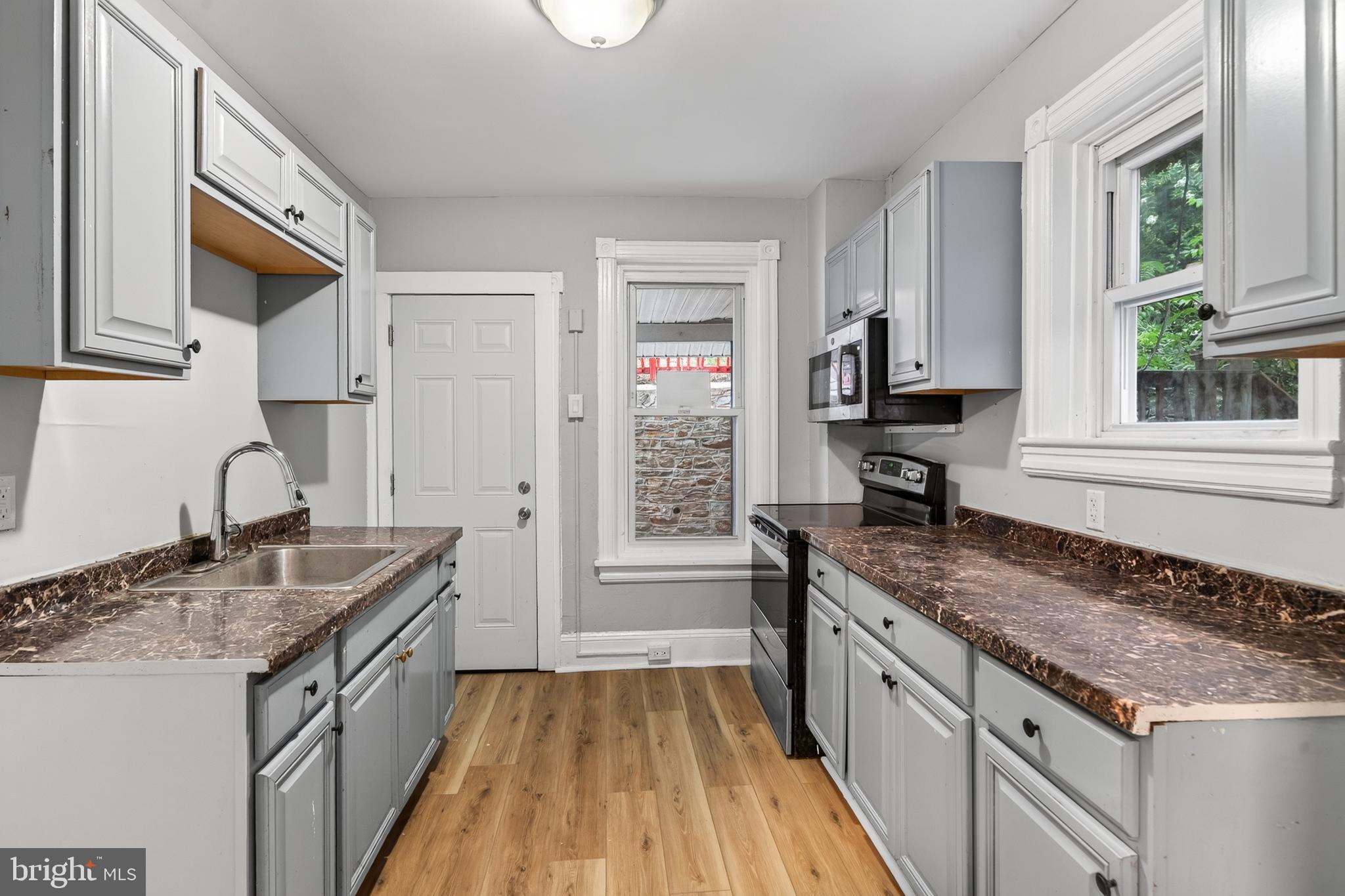 MILLER HILL - Residential