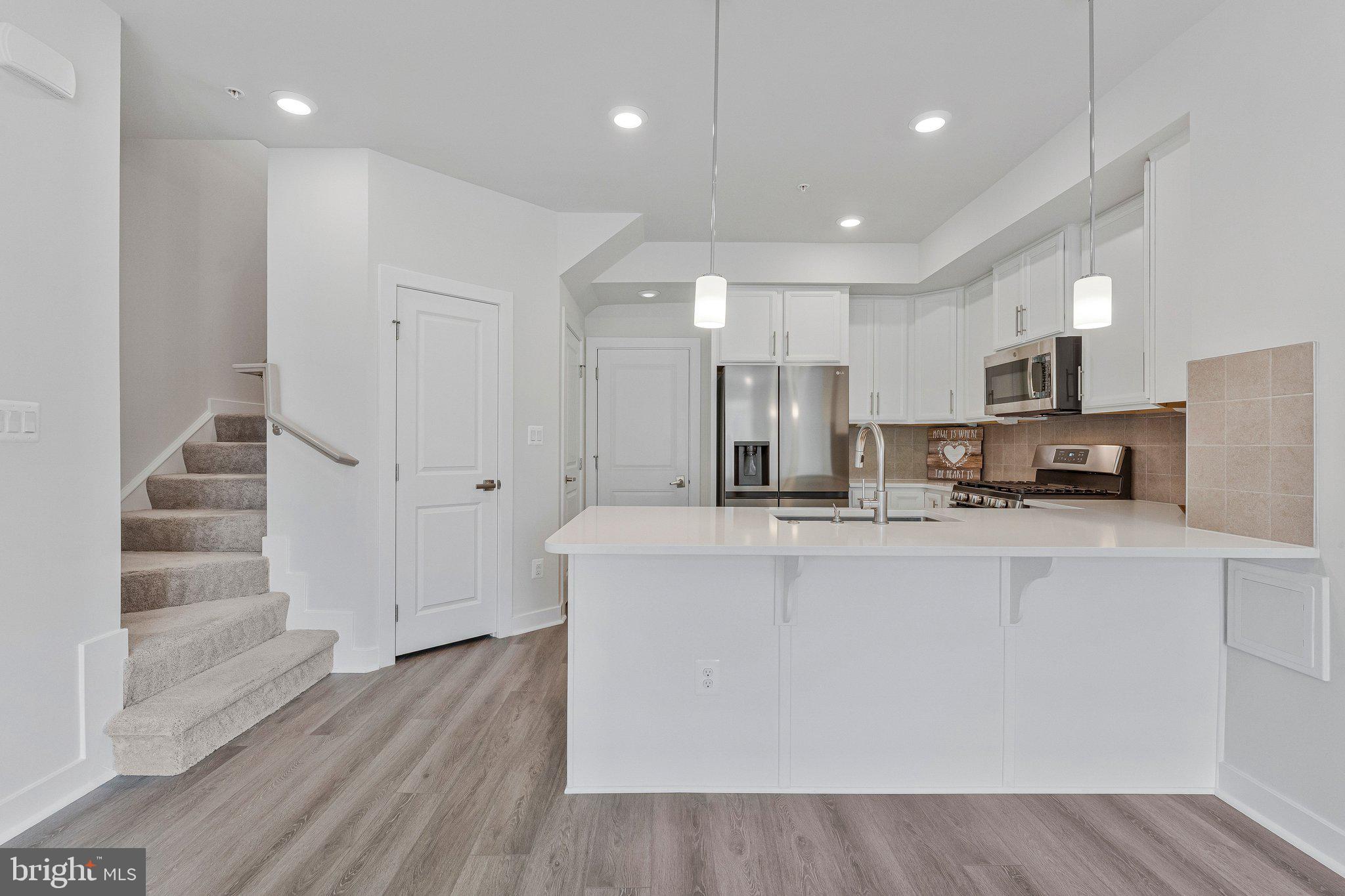 WOODLAND PARK - Residential