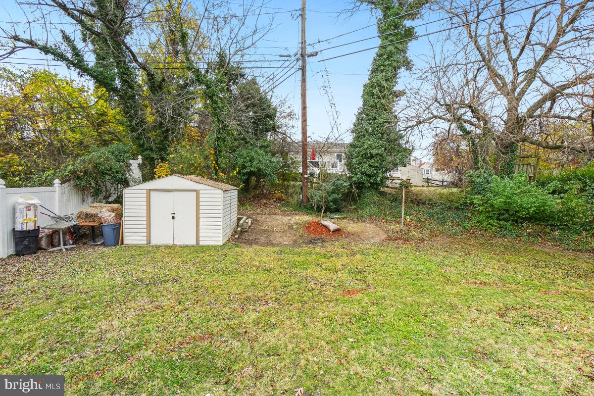 THORNEWOOD PARK - Residential