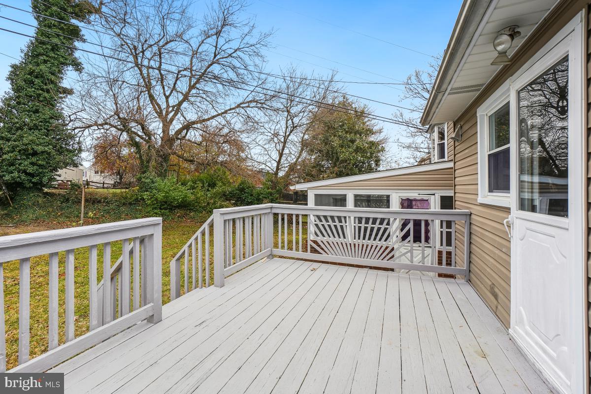 THORNEWOOD PARK - Residential