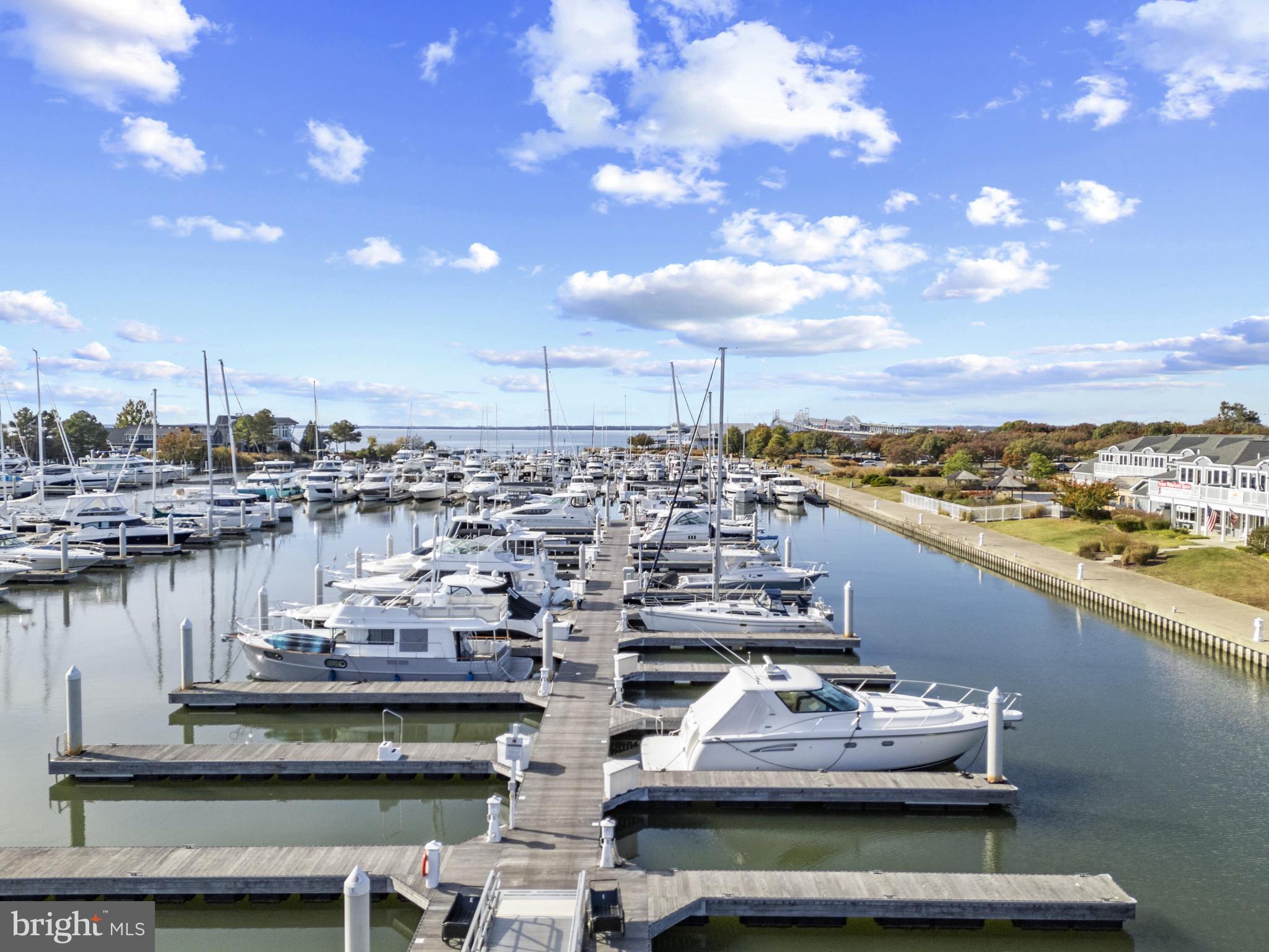 BAY BRIDGE MARINA - Residential