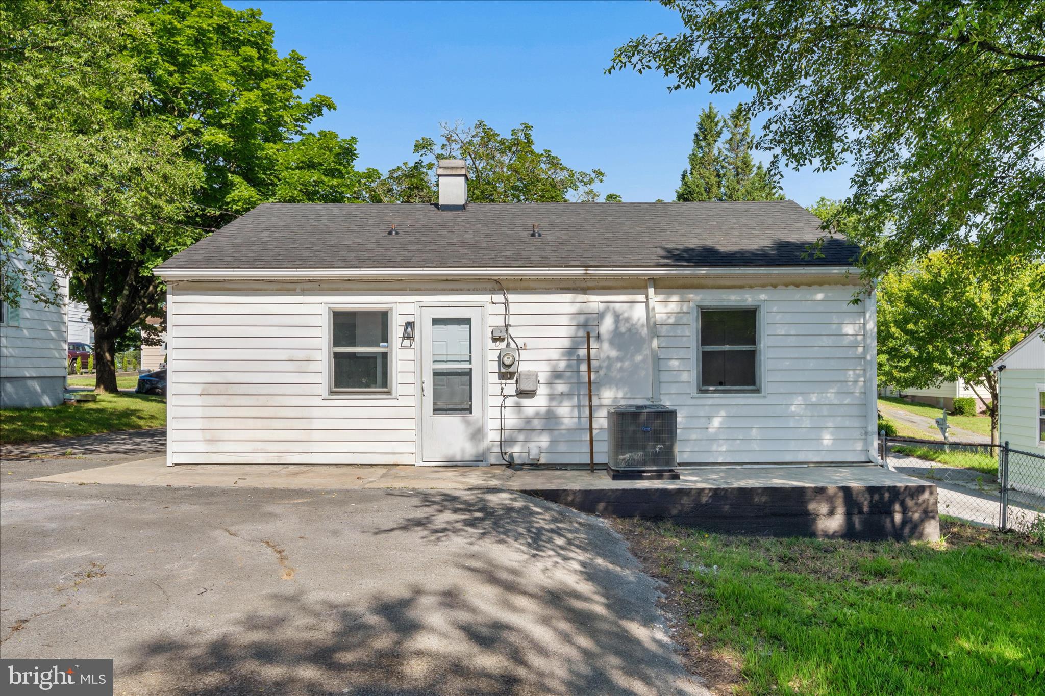 EASTERN HEIGHTS - Residential