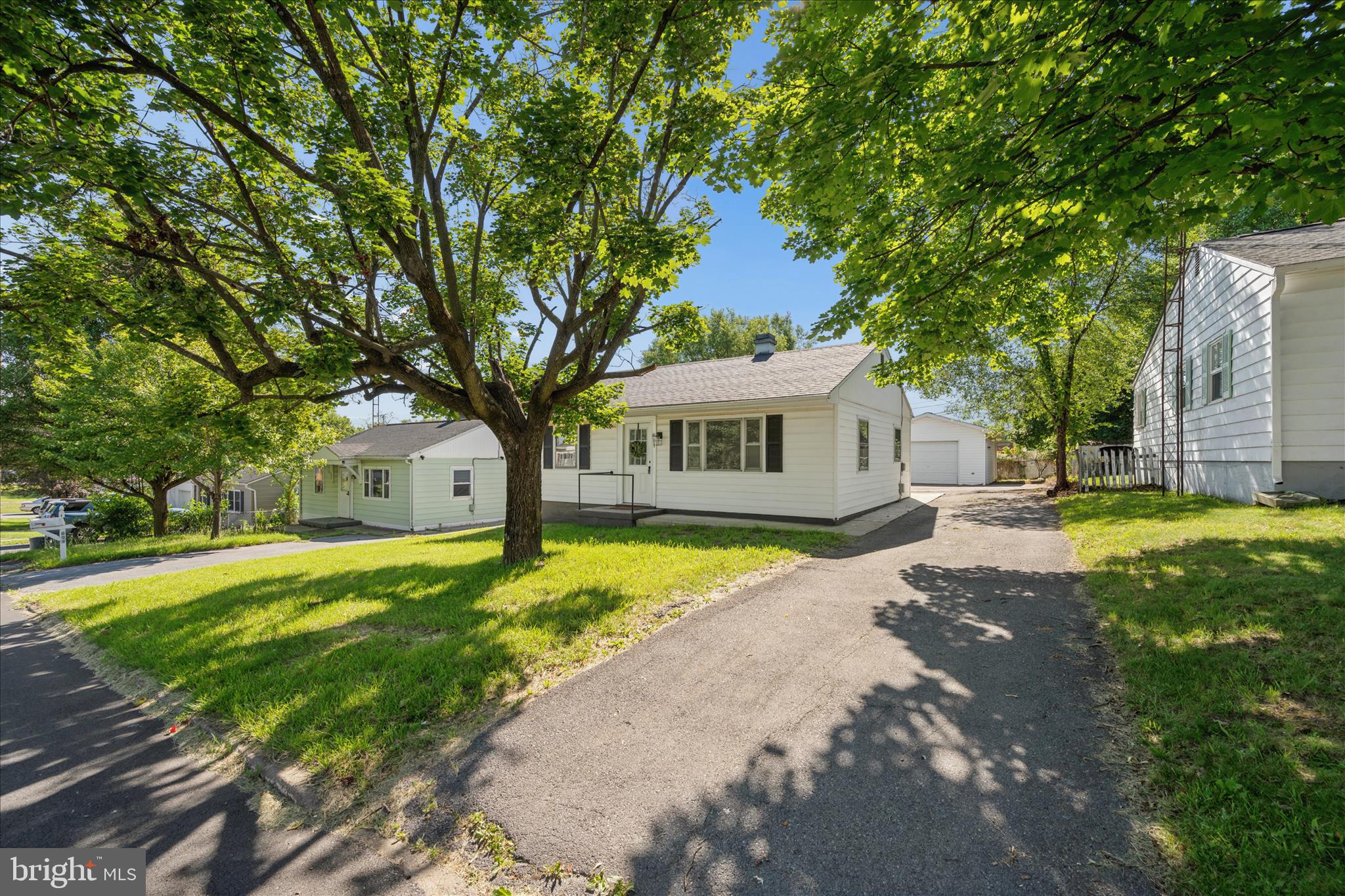 EASTERN HEIGHTS - Residential