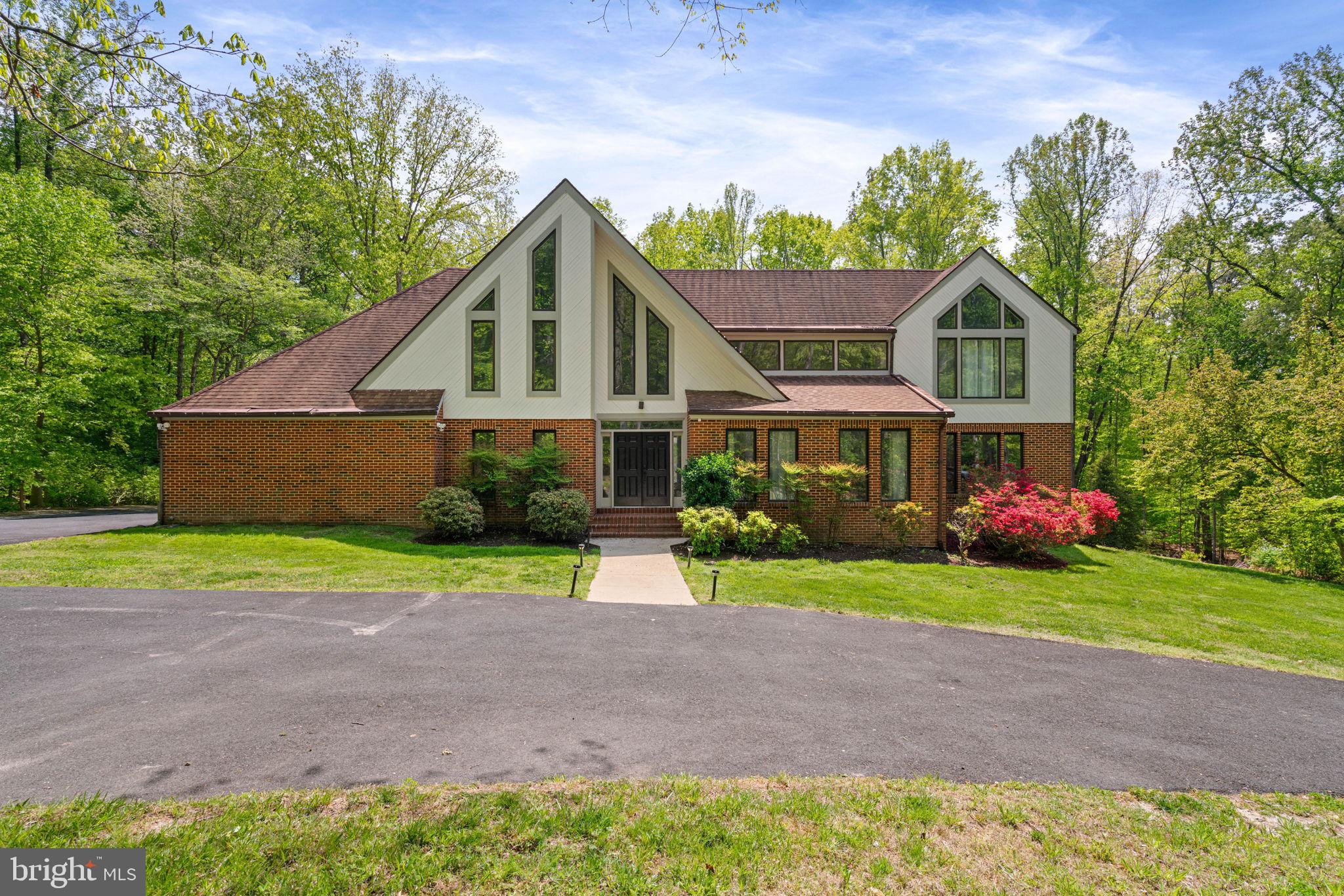 DOMINION VALLEY HUNT - Residential