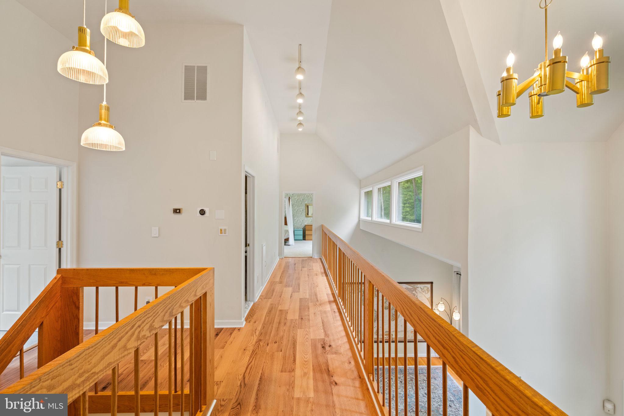 DOMINION VALLEY HUNT - Residential