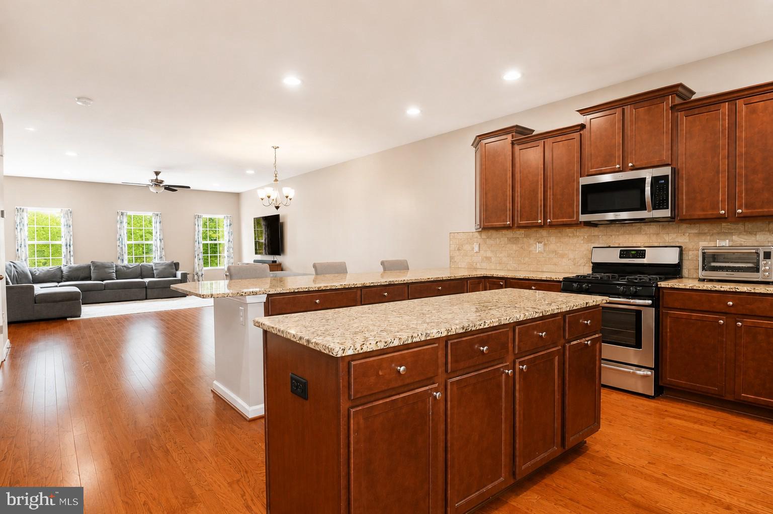 TANYARD SPRINGS - Residential