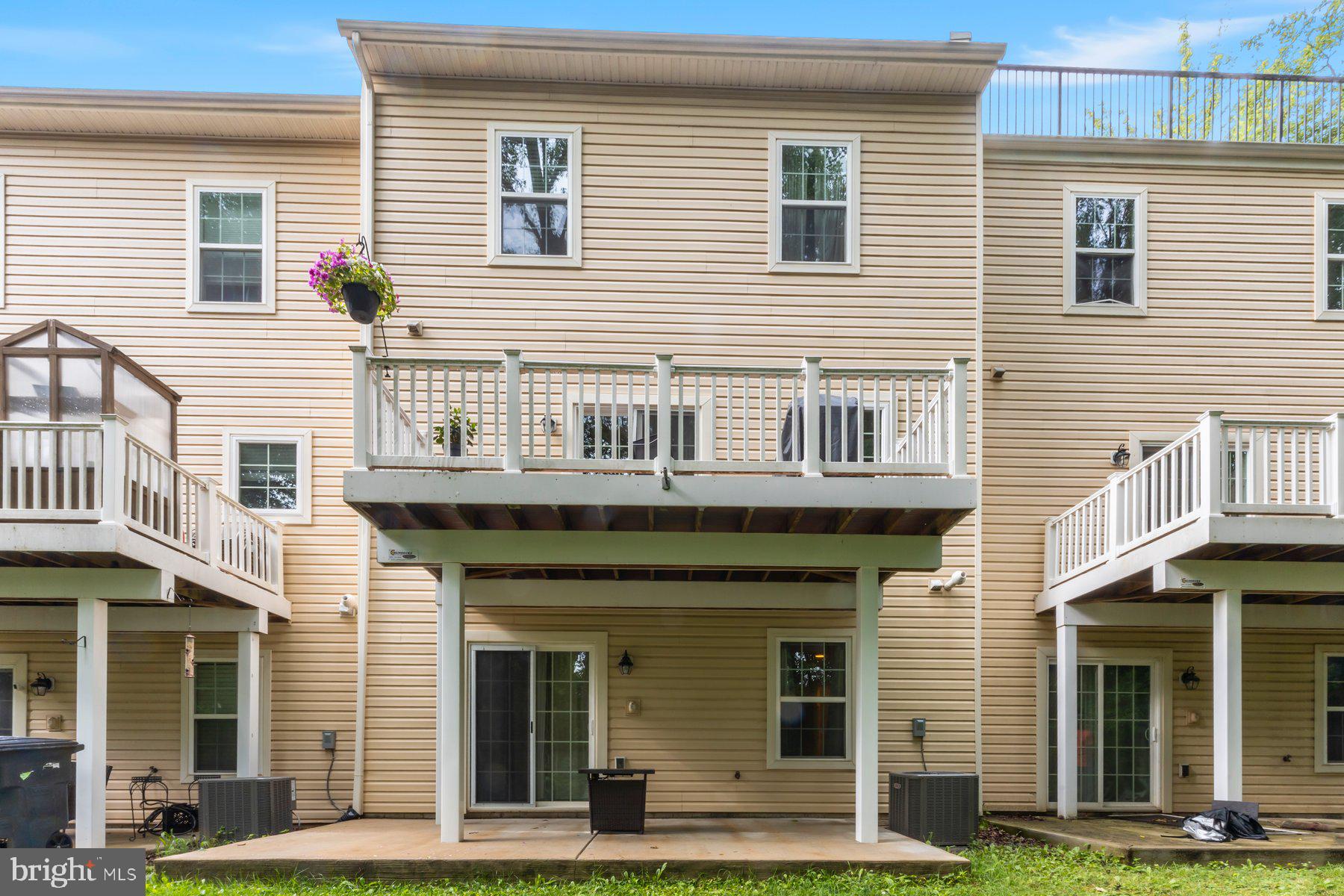 TANYARD SPRINGS - Residential