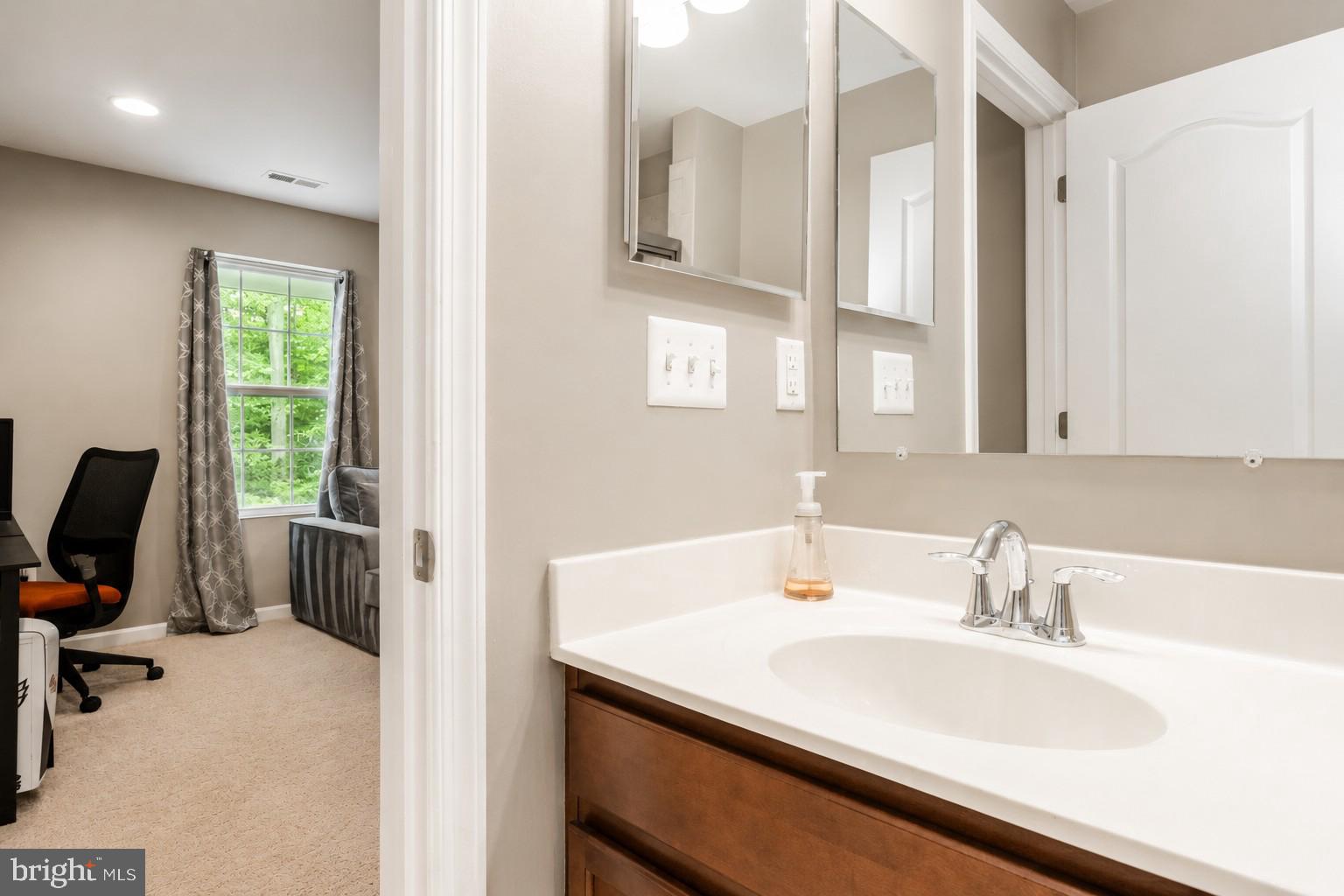 TANYARD SPRINGS - Residential