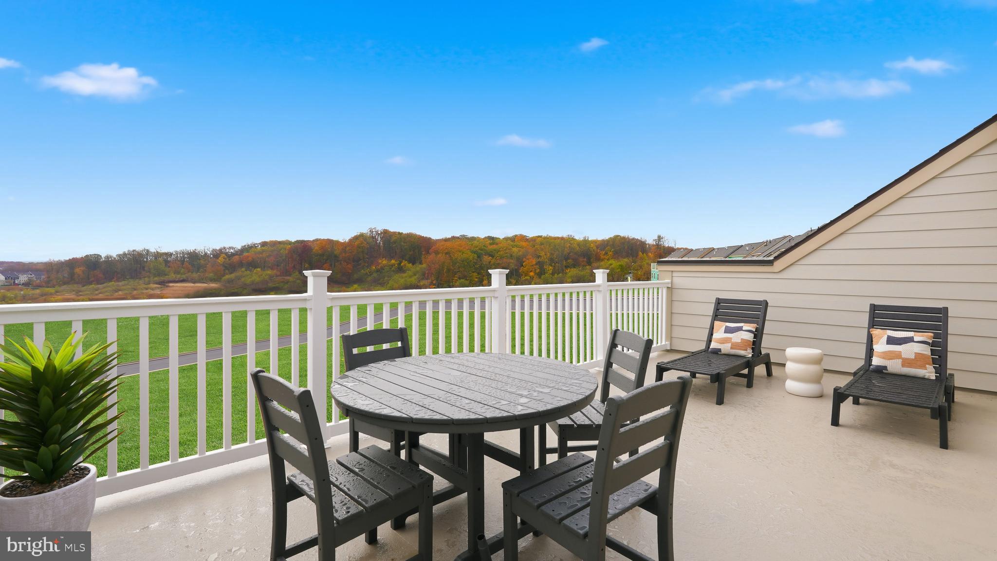 POTOMAC SHORES - Residential