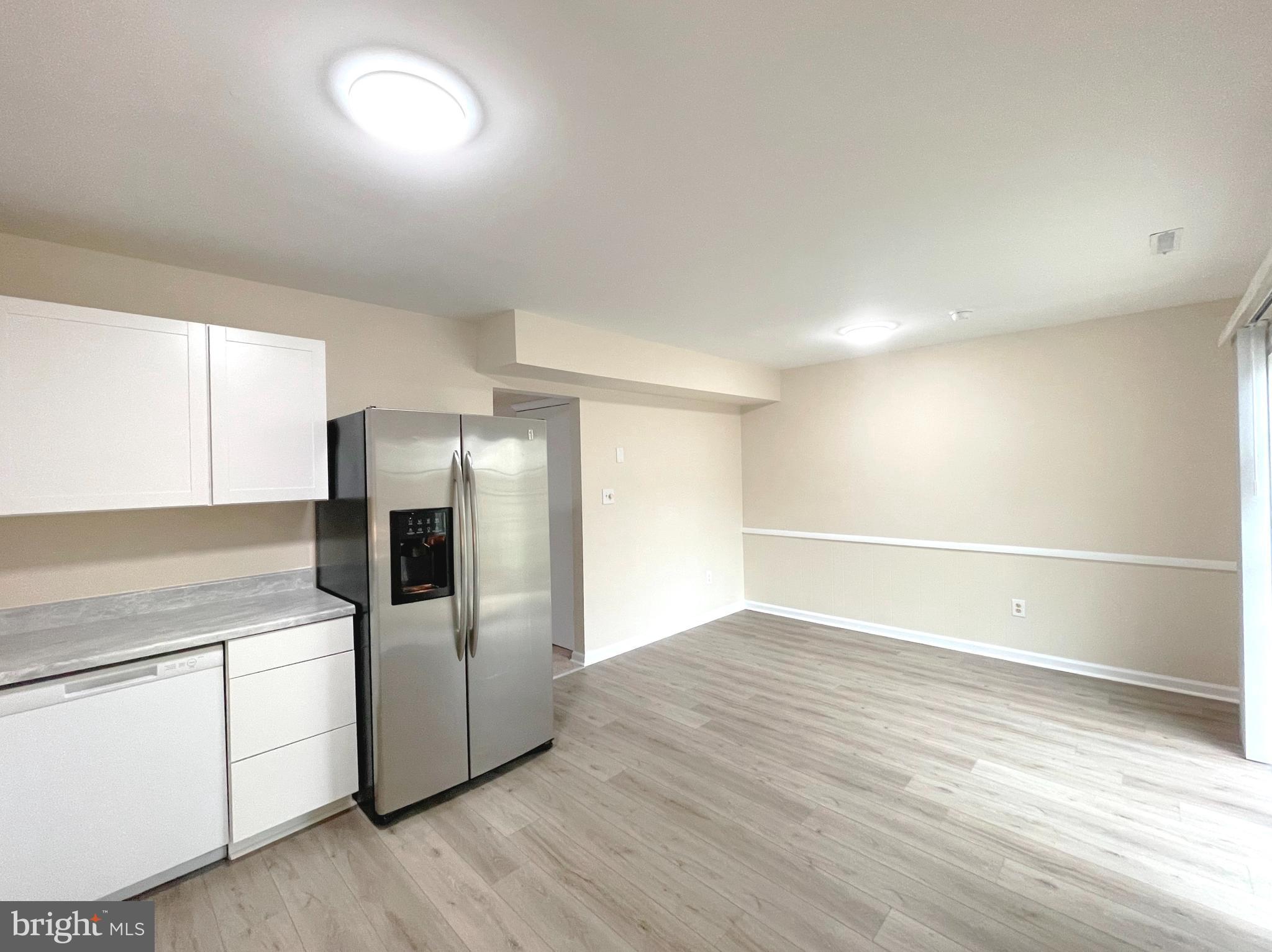 COLONY SQUARE - Residential Lease