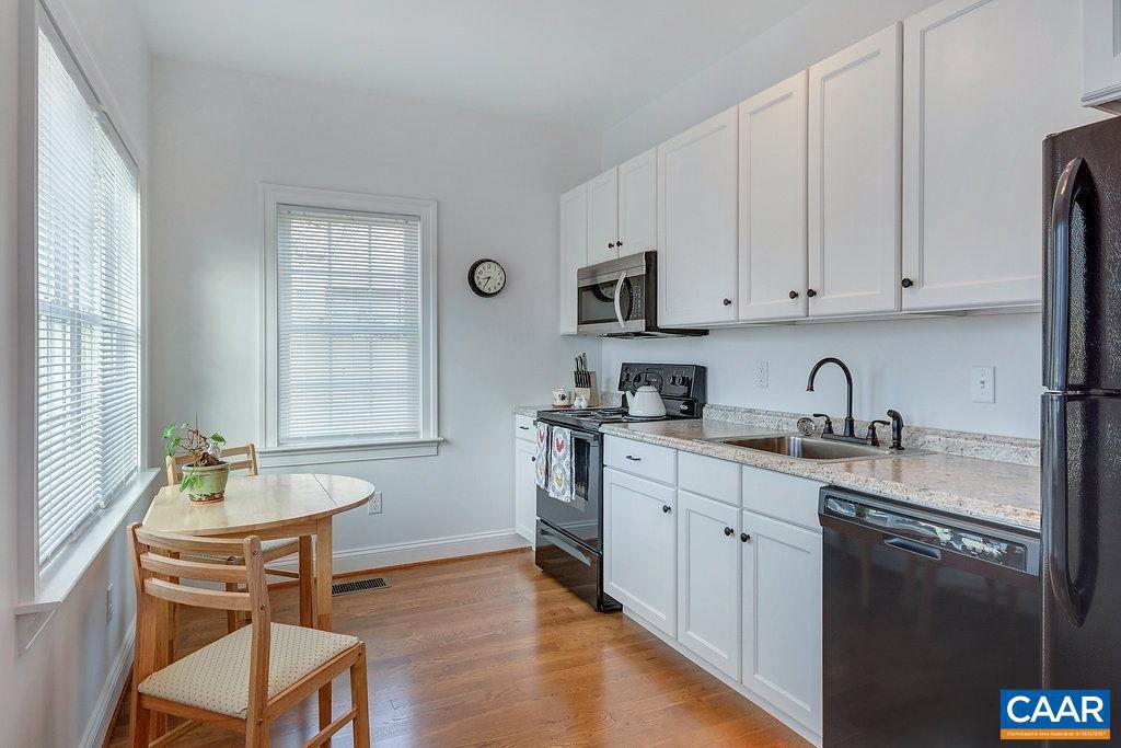 BELMONT - Residential