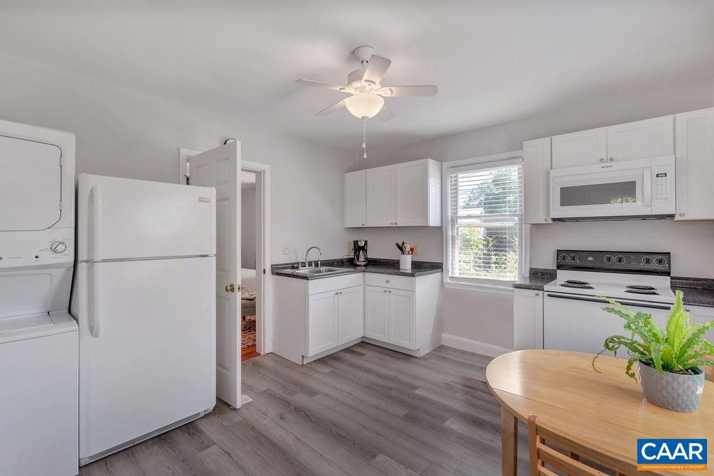 BELMONT - Residential