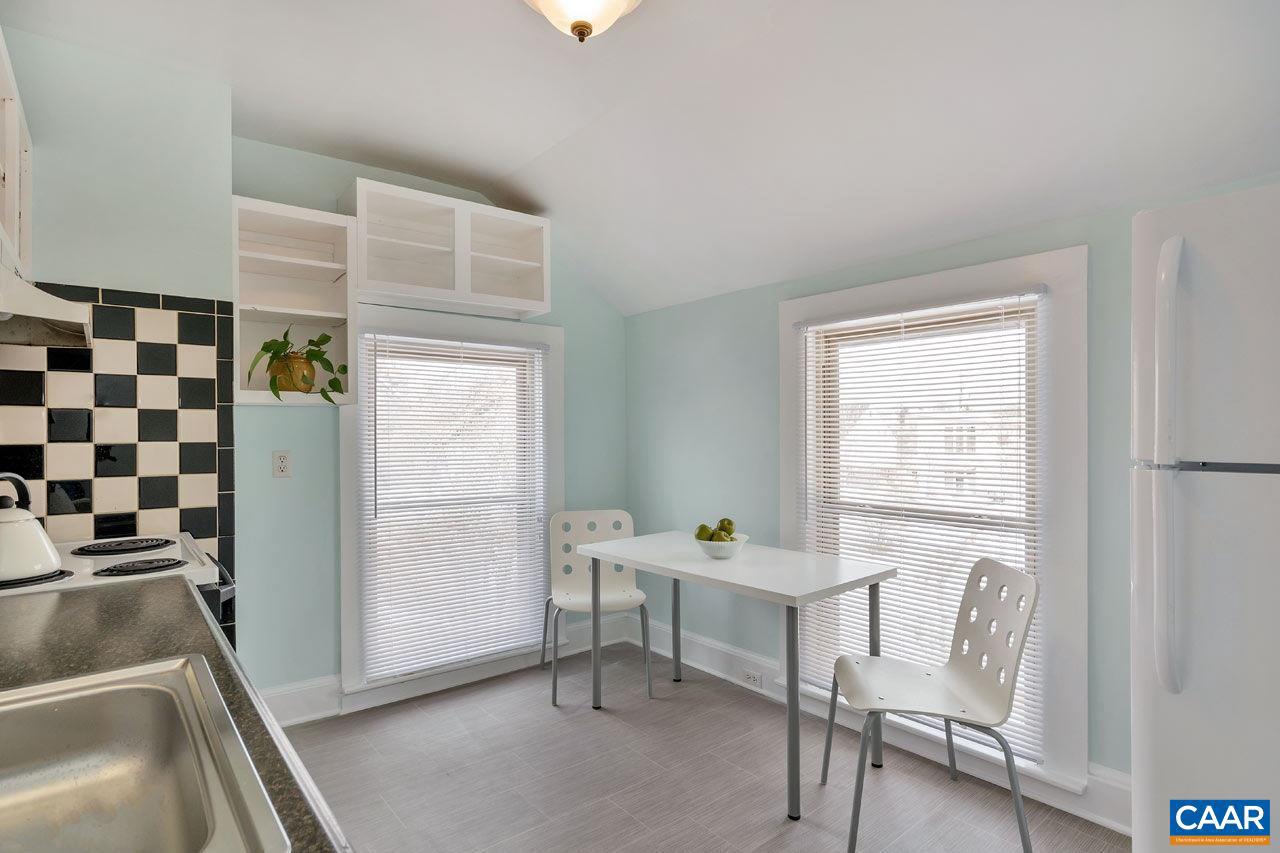BELMONT - Residential