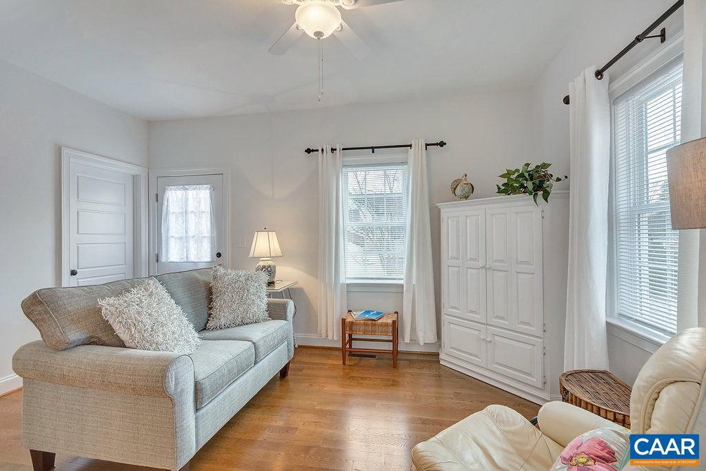 BELMONT - Residential