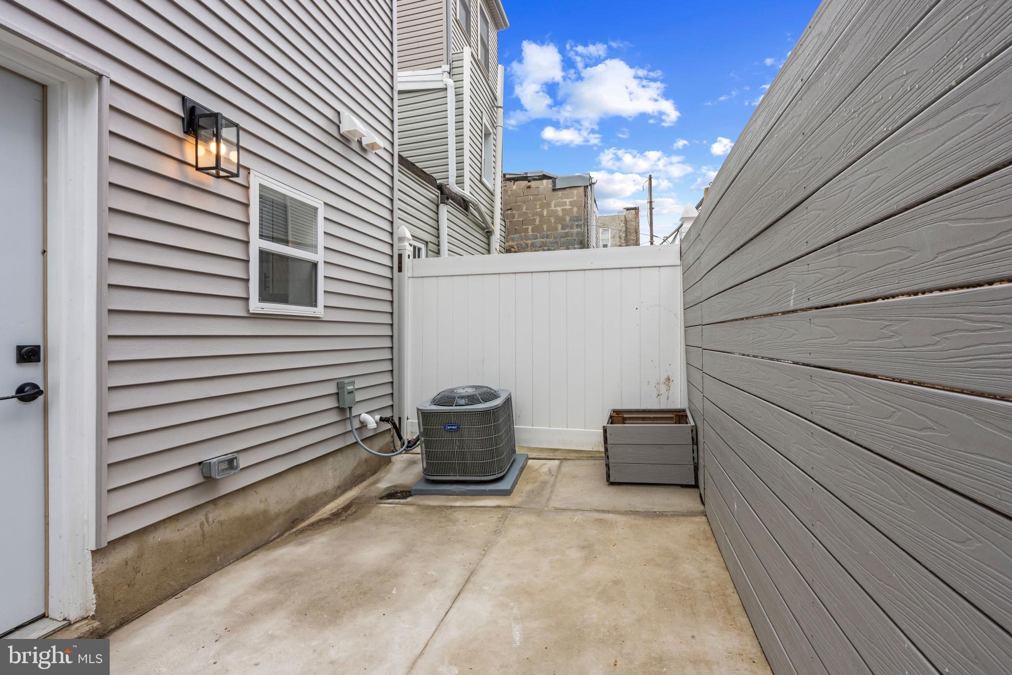 PHILADELPHIA (SOUTH) - Residential