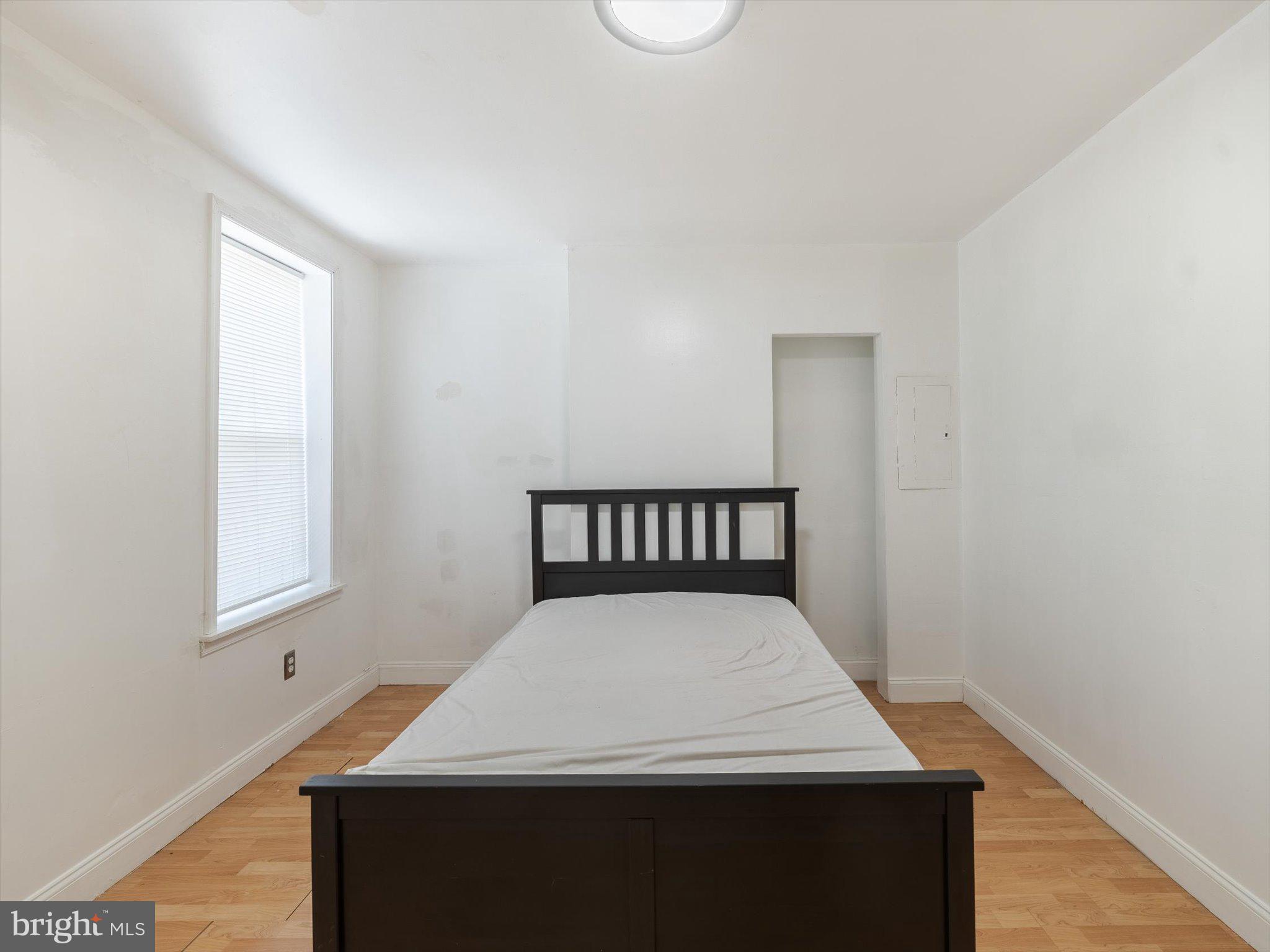 PHILADELPHIA (SOUTH) - Residential
