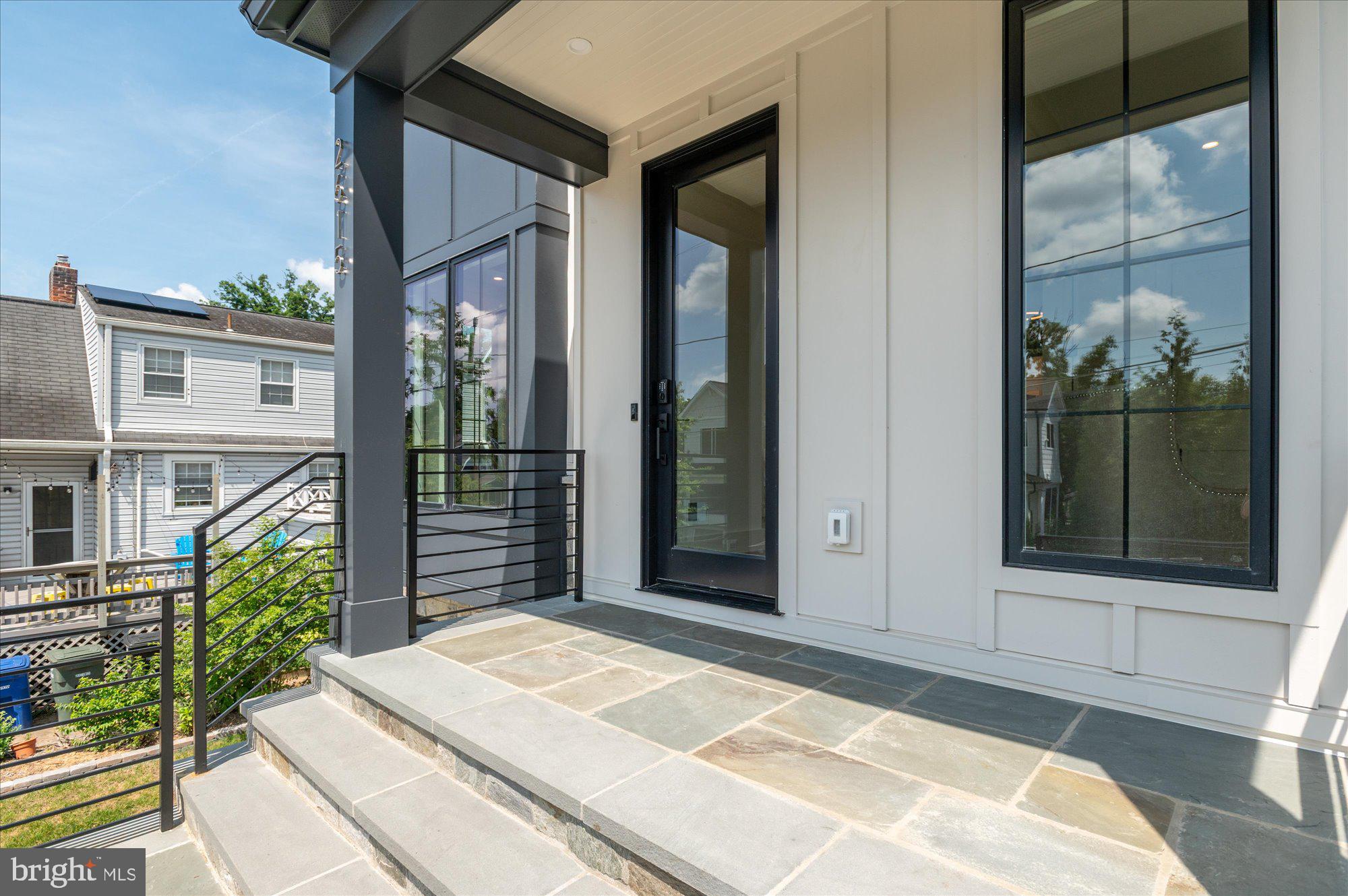 LYON PARK - Residential