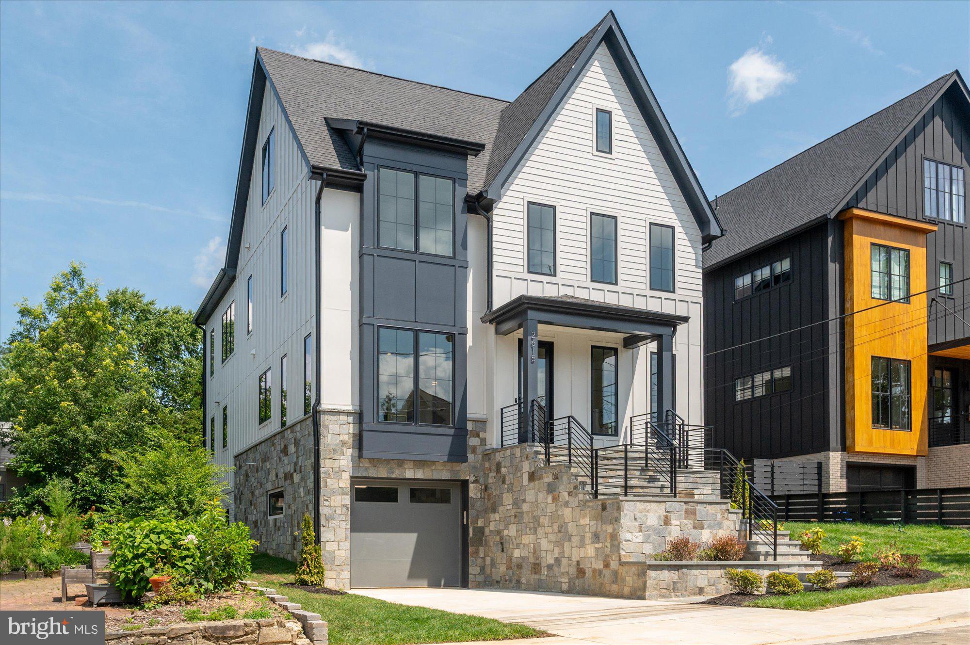 LYON PARK - Residential