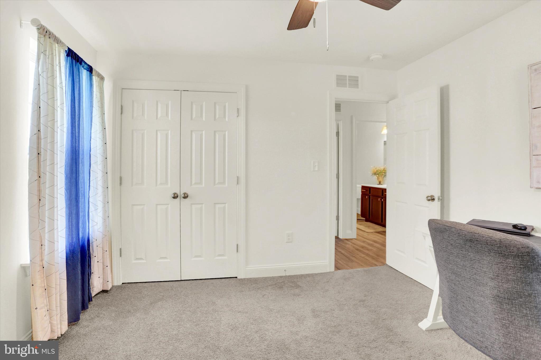 WINDY HEIGHTS, THE NEW - Residential