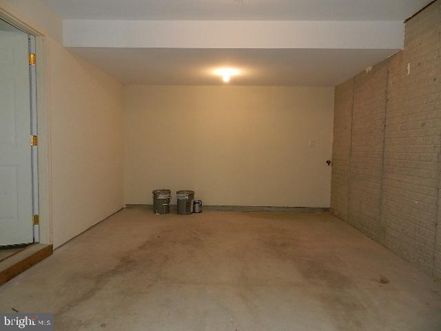 JACKSON HEIGHTS - Residential