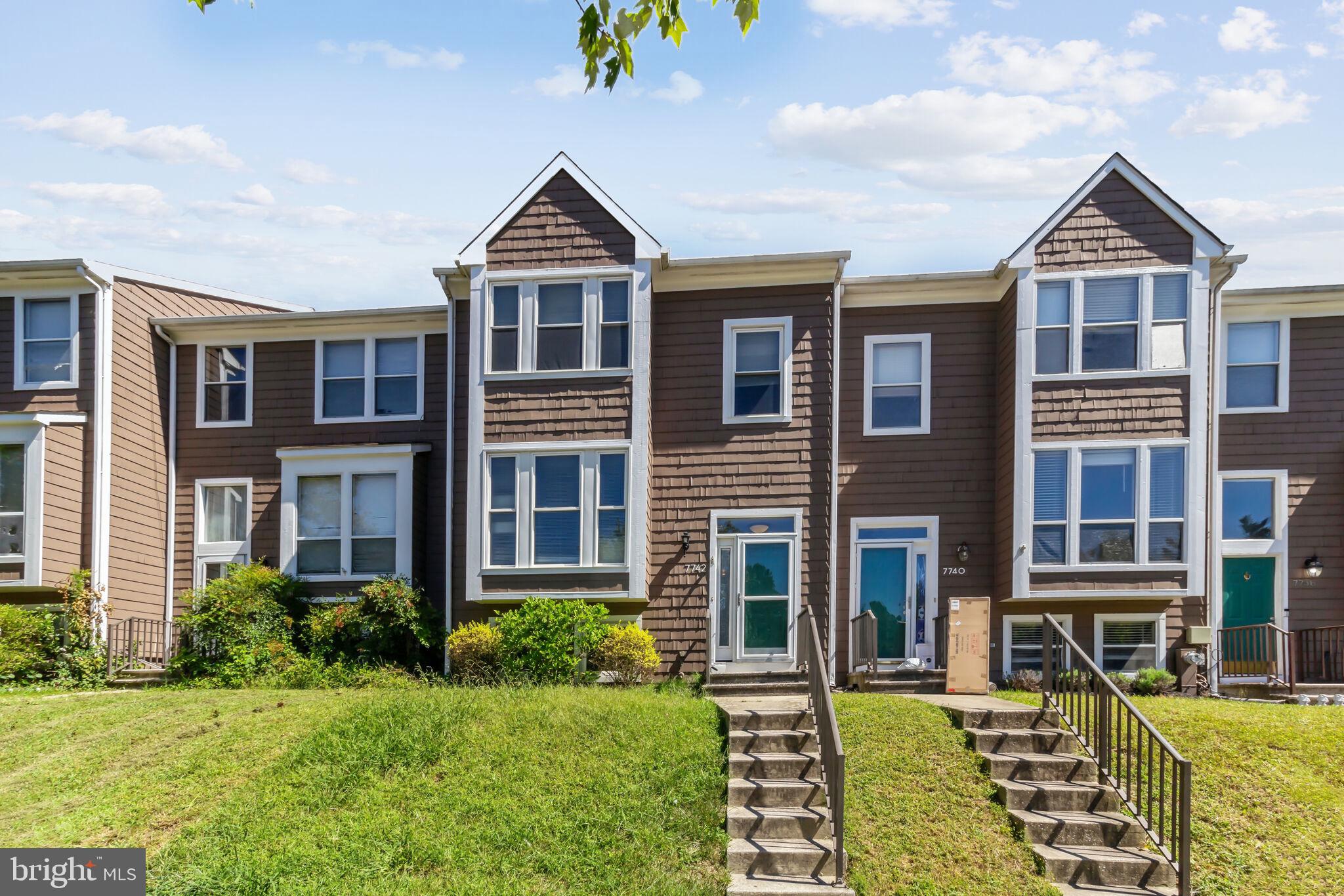 WOODLAND VILLAGE - Residential