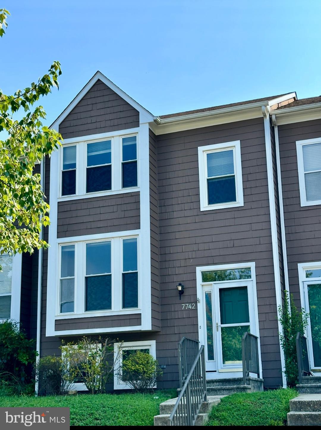 WOODLAND VILLAGE - Residential