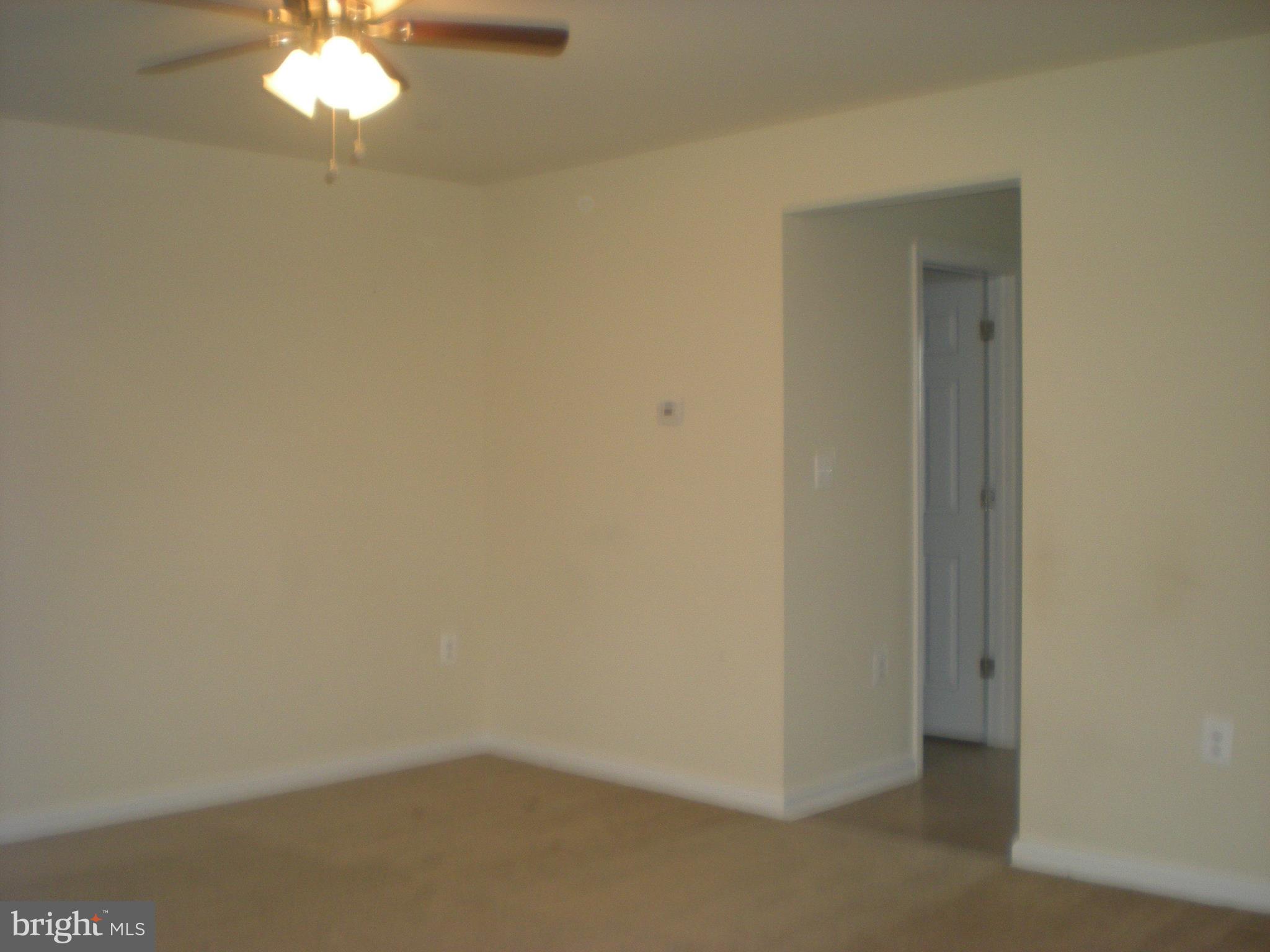 BARNETT AVENUE TOWNHOMES - Residential Lease