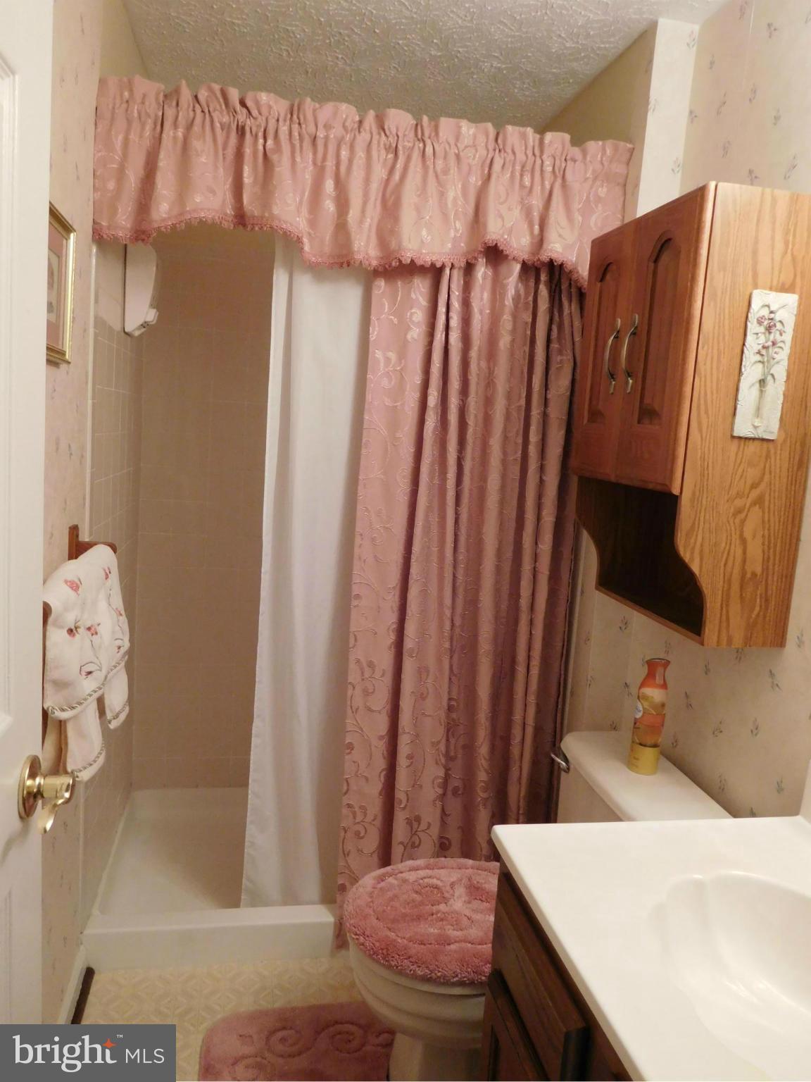 WOODBRIDGE CENTER - Residential