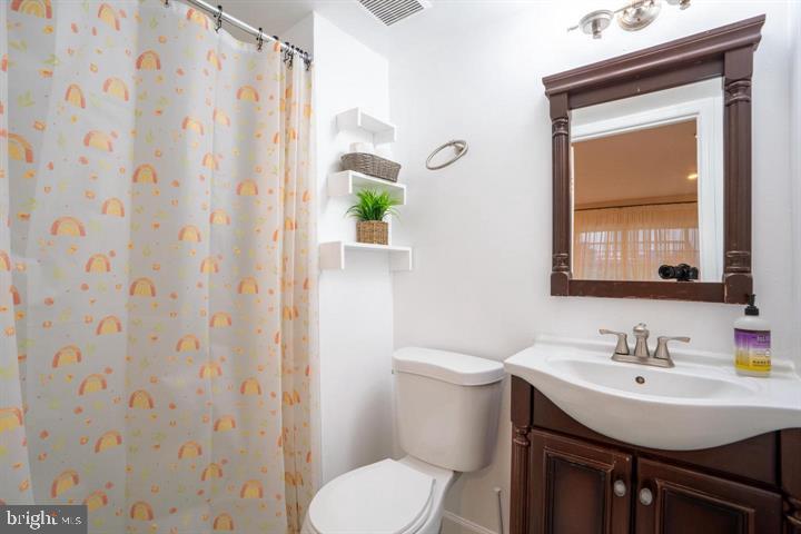 HOMELAND VILLAGE - Residential Lease