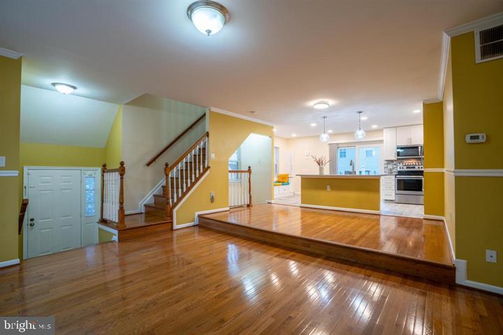 HOMELAND VILLAGE - Residential Lease
