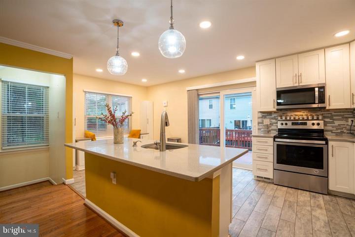 HOMELAND VILLAGE - Residential Lease