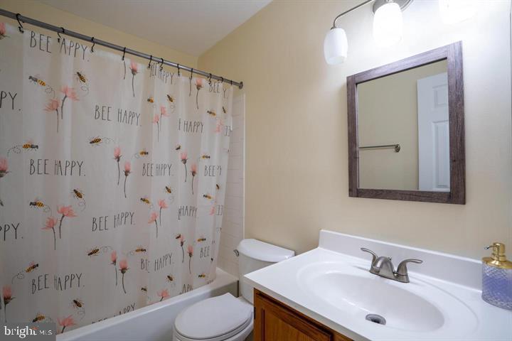 HOMELAND VILLAGE - Residential Lease