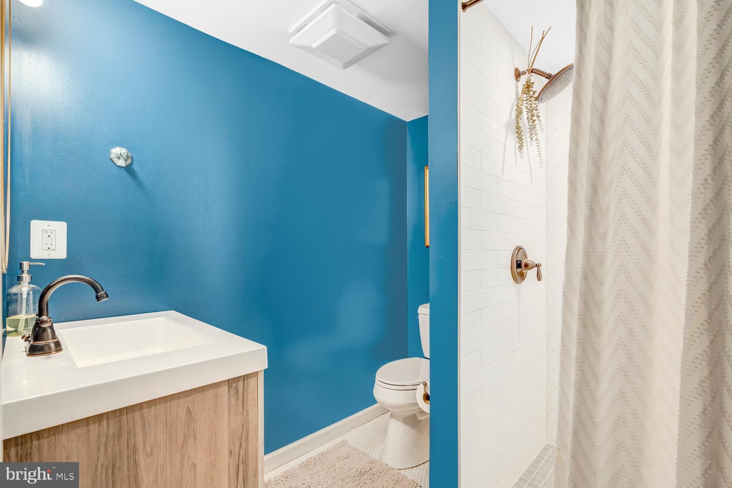 NEW ALEXANDRIA - Residential
