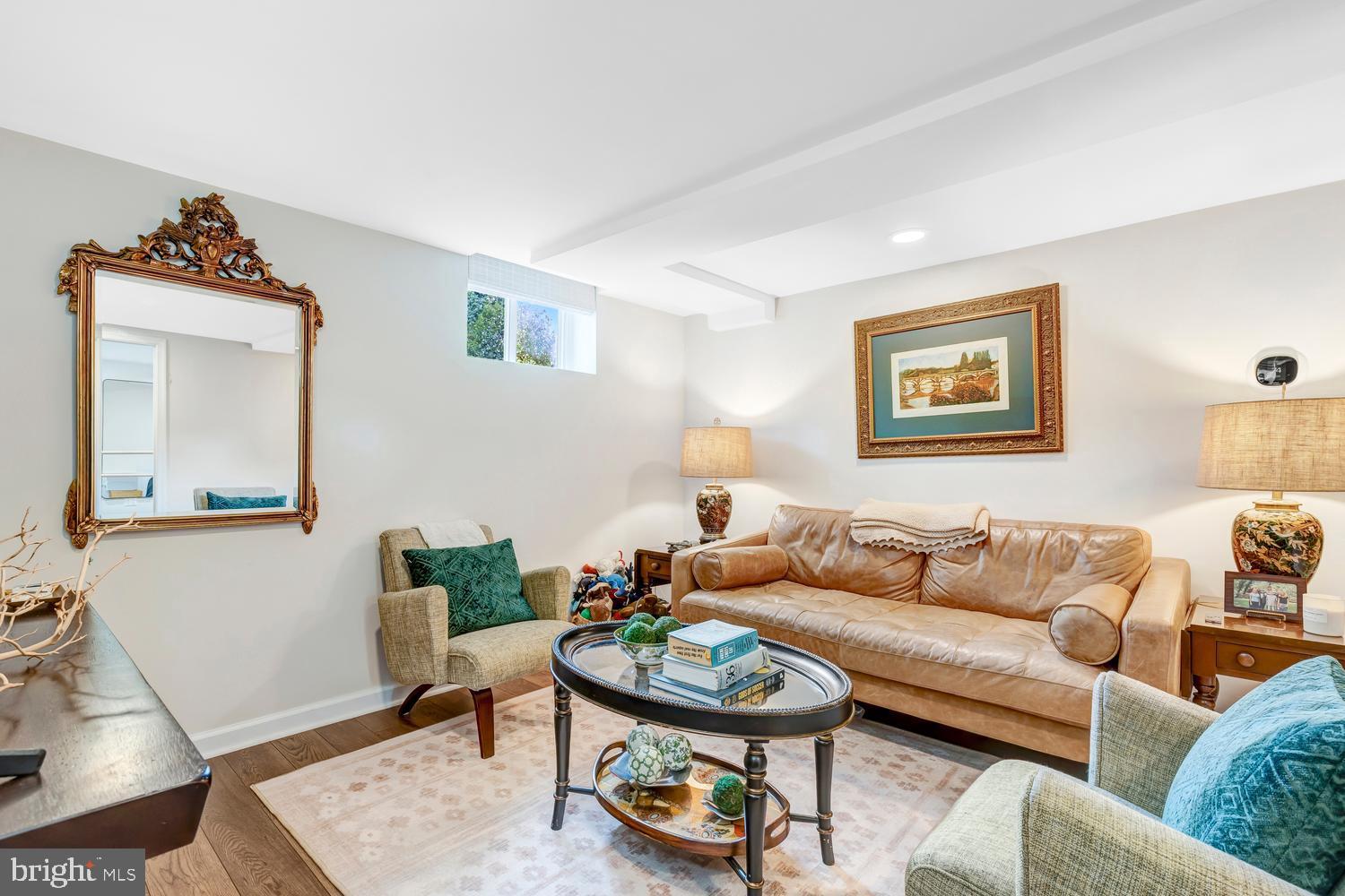 NEW ALEXANDRIA - Residential
