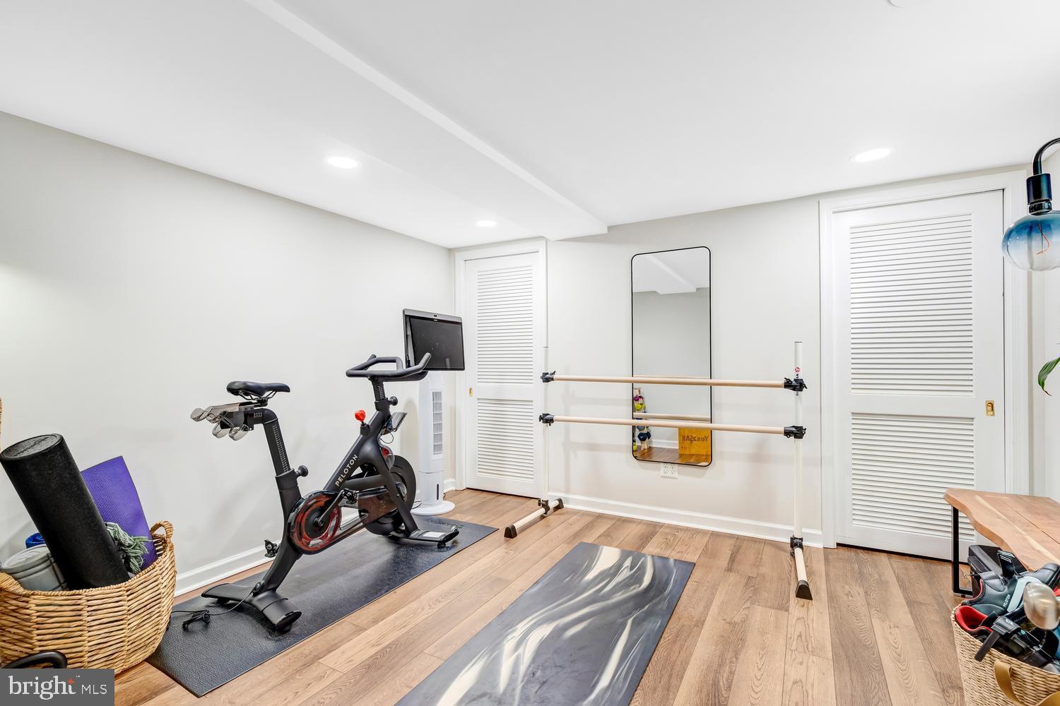 NEW ALEXANDRIA - Residential