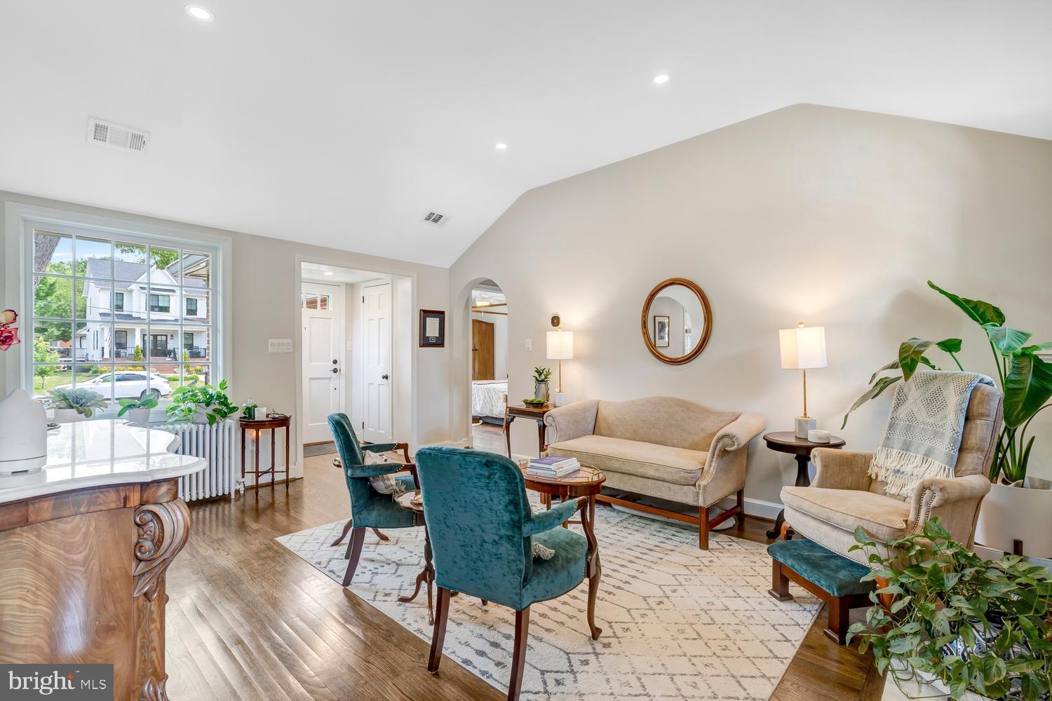NEW ALEXANDRIA - Residential