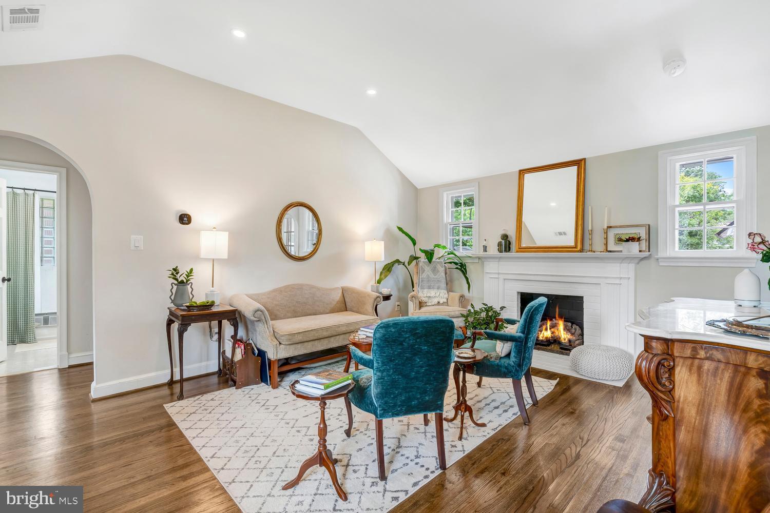 NEW ALEXANDRIA - Residential