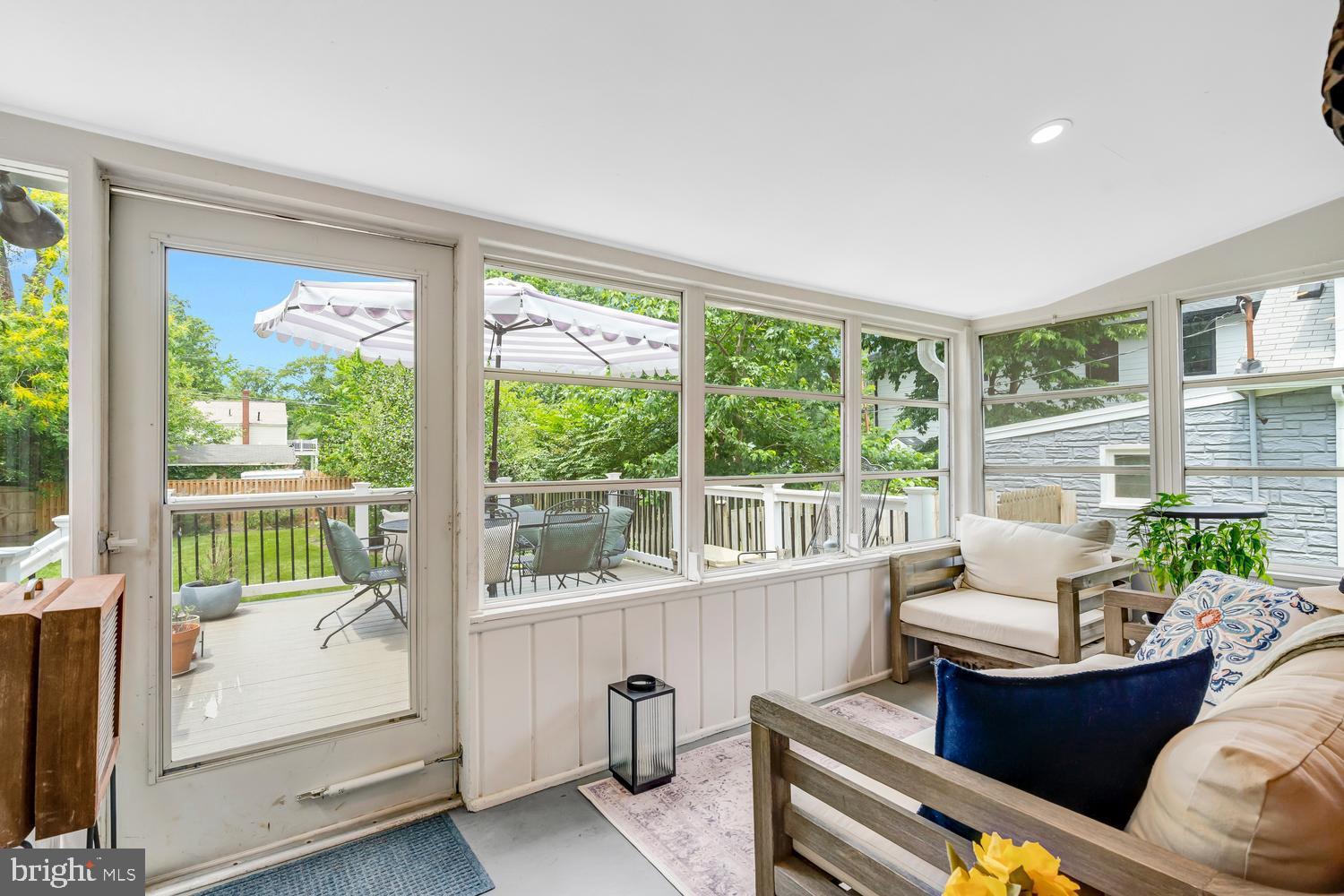 NEW ALEXANDRIA - Residential