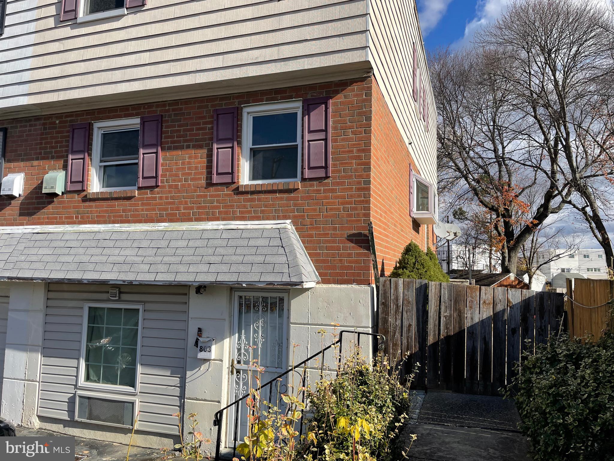 PHILADELPHIA (NORTHEAST) - Residential