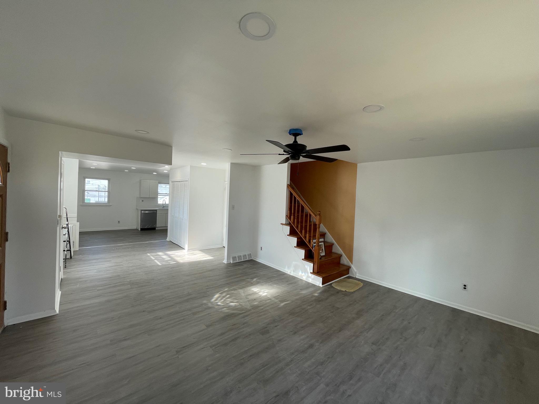 PHILADELPHIA (NORTHEAST) - Residential