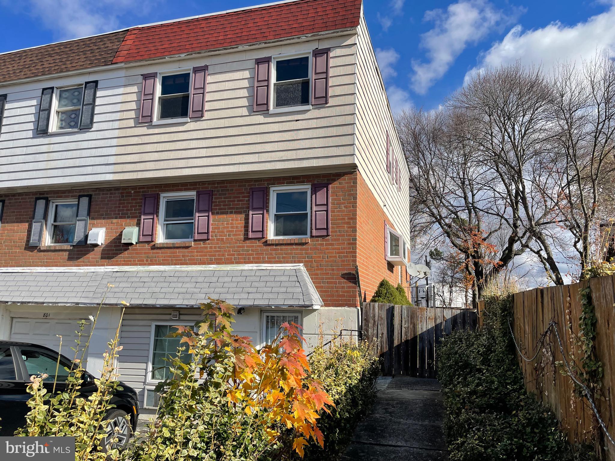 PHILADELPHIA (NORTHEAST) - Residential