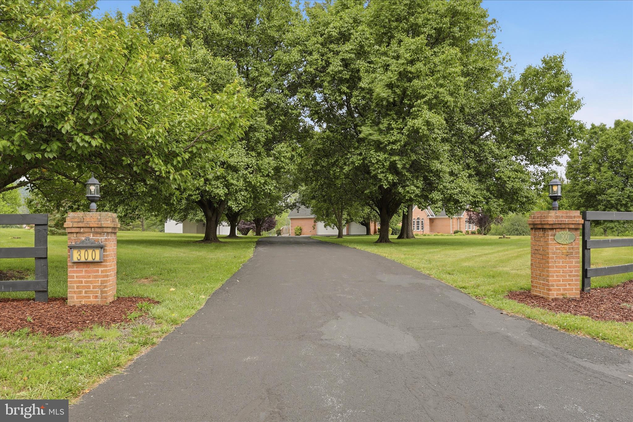 TAVISTOCK ESTATES - Residential